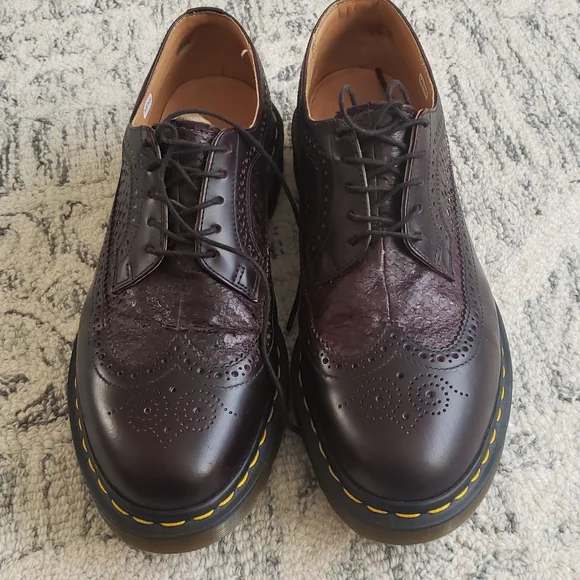 Dr martens oxblood brogues sales